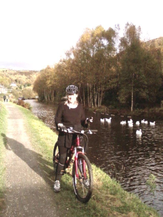 Designer to cycle across Cuba for cancer charity challenge